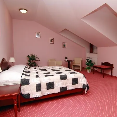 Golf Konopiste 4*