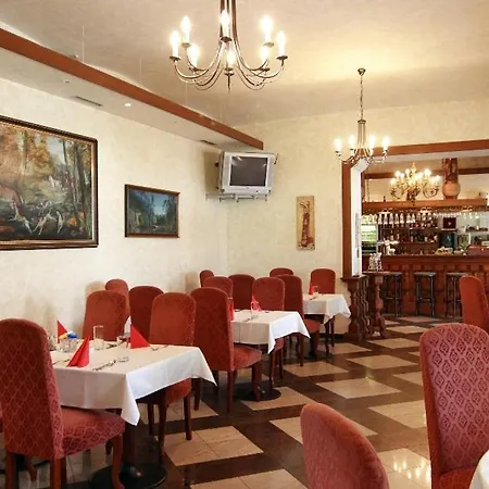 Golf Konopiste Отель 4*
