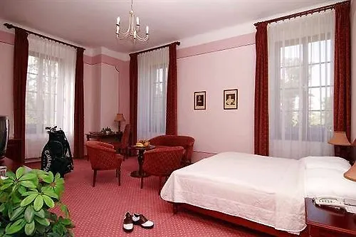 Golf Konopiste Hotel Benesov (Central Bohemian)
